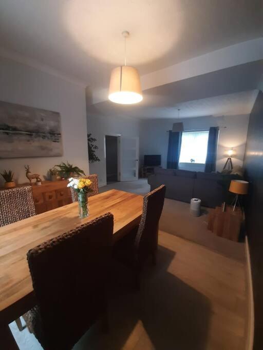 Stunning Riverside Town House With Views Ayrshire Girvan Dış mekan fotoğraf