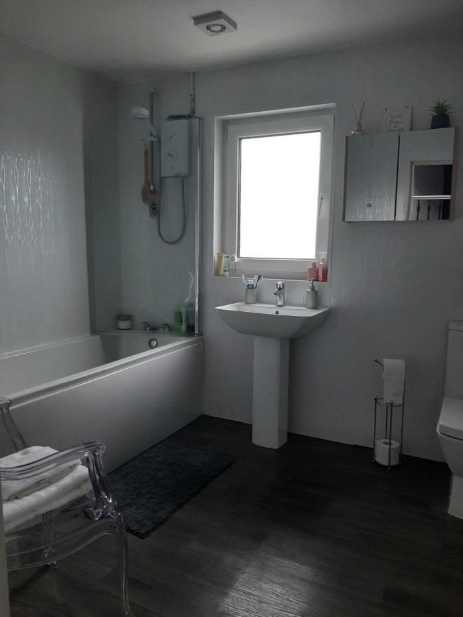 Stunning Riverside Town House With Views Ayrshire Girvan Dış mekan fotoğraf